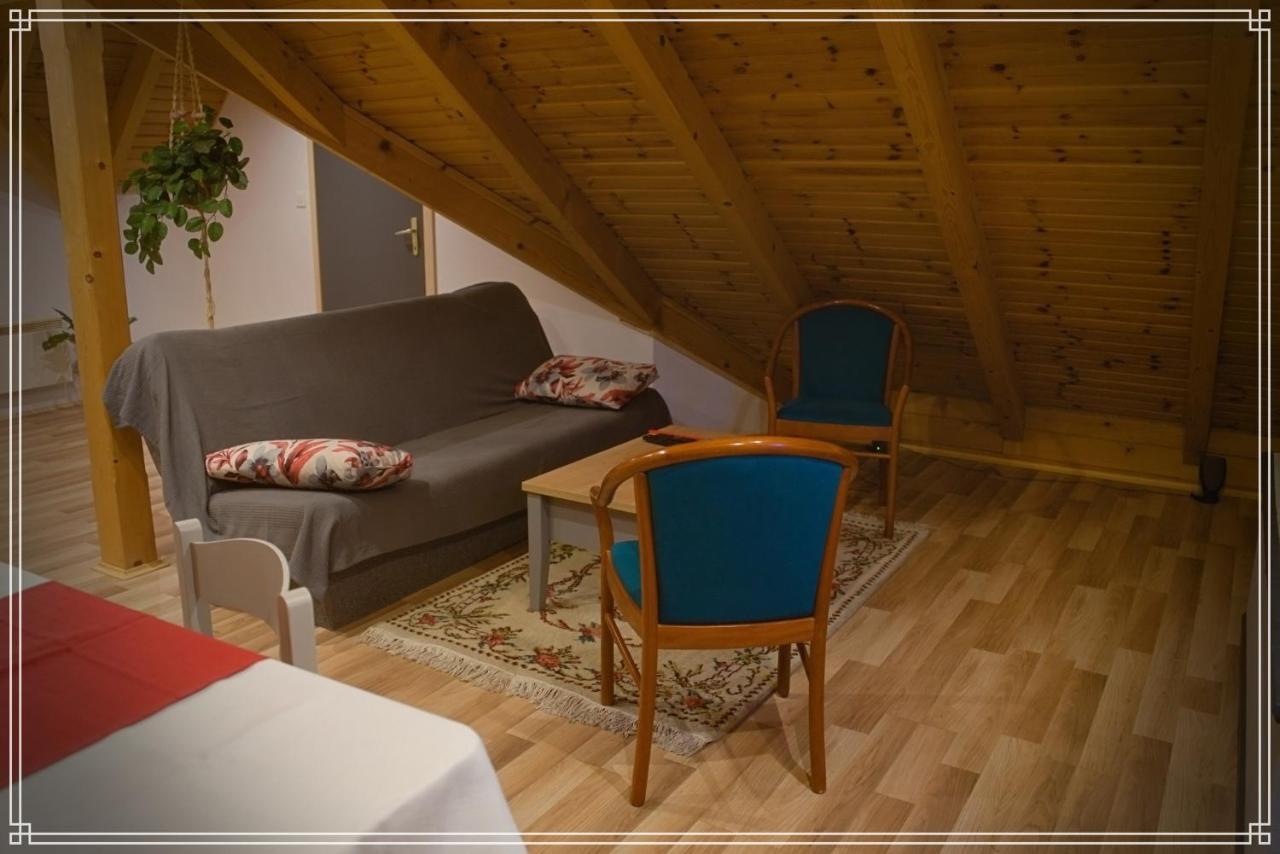 Apartman Tonka Оточац Экстерьер фото