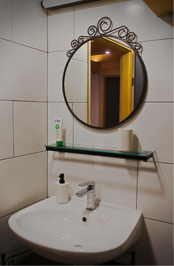 Apartman Tonka Оточац Экстерьер фото