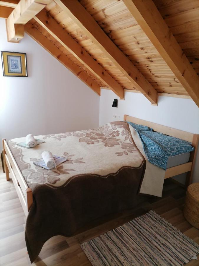 Apartman Tonka Оточац Экстерьер фото